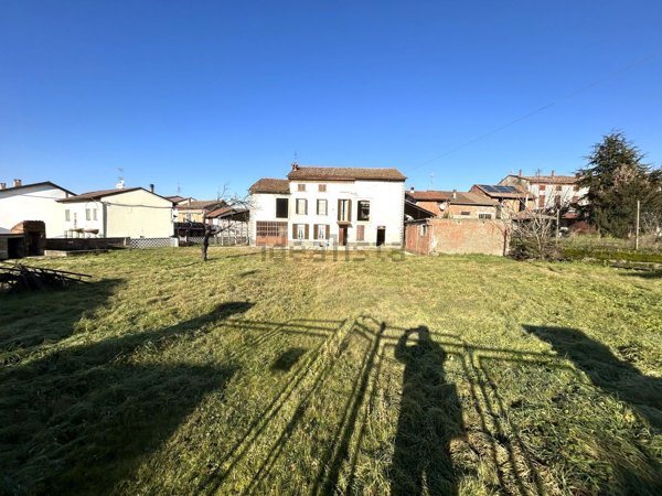 casa indipendente in vendita a Frascaro