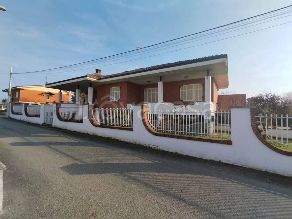 casa indipendente in vendita a Frascaro