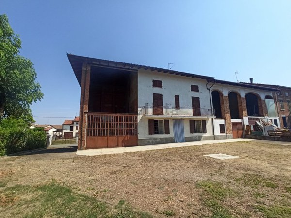 casa indipendente in vendita a Frascaro