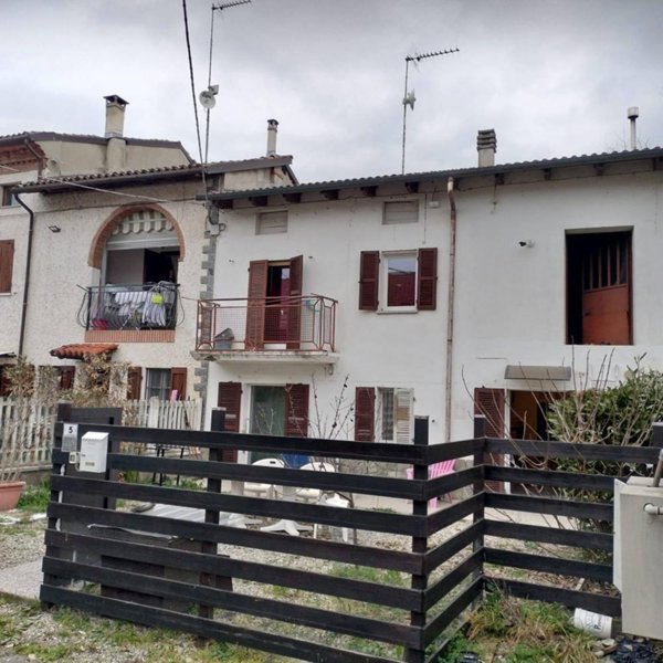 casa indipendente in vendita a Frascaro