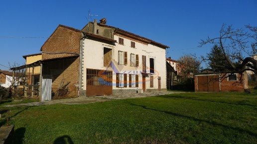casa indipendente in vendita a Frascaro