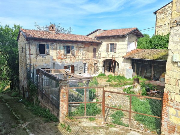 quadrivano in vendita a Frassinello Monferrato
