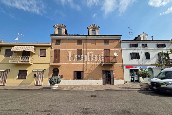 casa indipendente in vendita a Frassineto Po