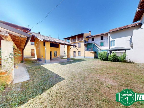 casa indipendente in vendita a Fresonara