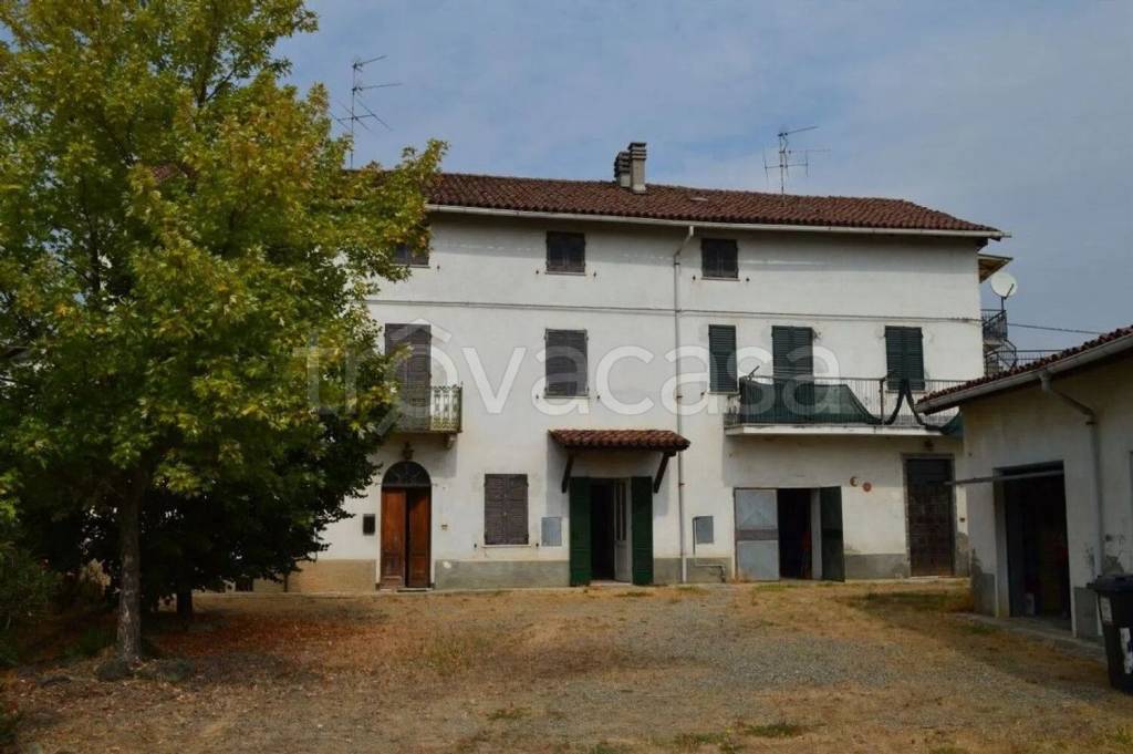 casa indipendente in vendita a Fresonara