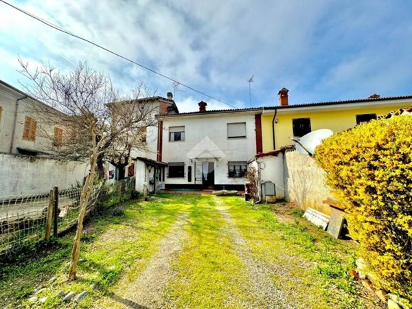 casa indipendente in vendita a Fresonara