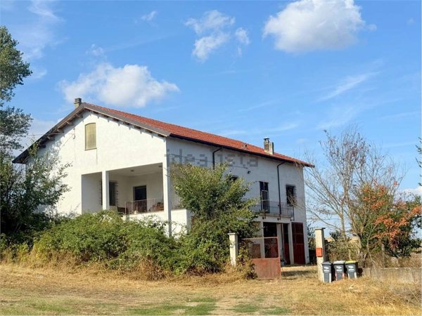 casa indipendente in vendita a Fresonara