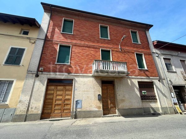 casa indipendente in vendita a Fresonara