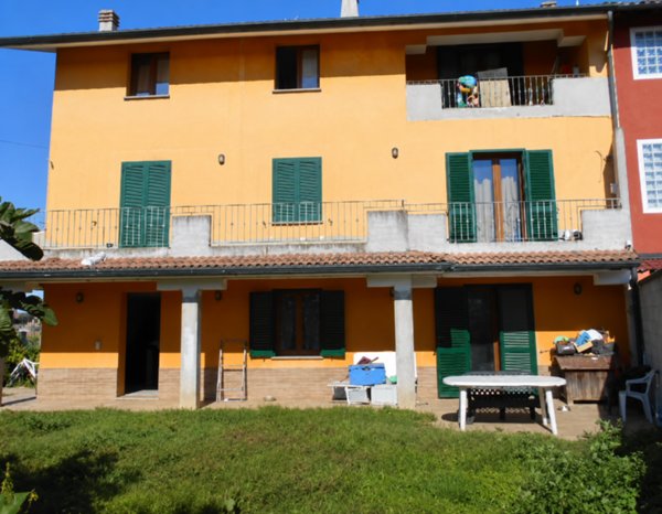 casa indipendente in vendita a Fresonara