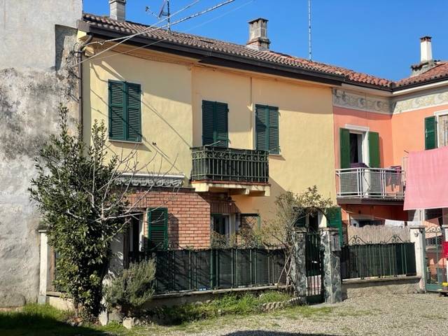 casa indipendente in vendita a Frugarolo