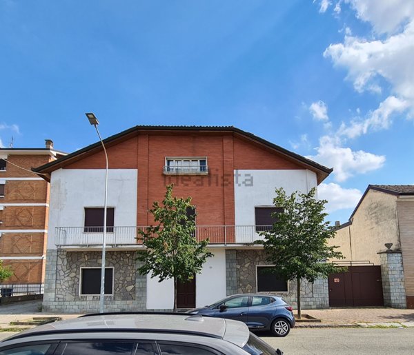 casa indipendente in vendita a Frugarolo