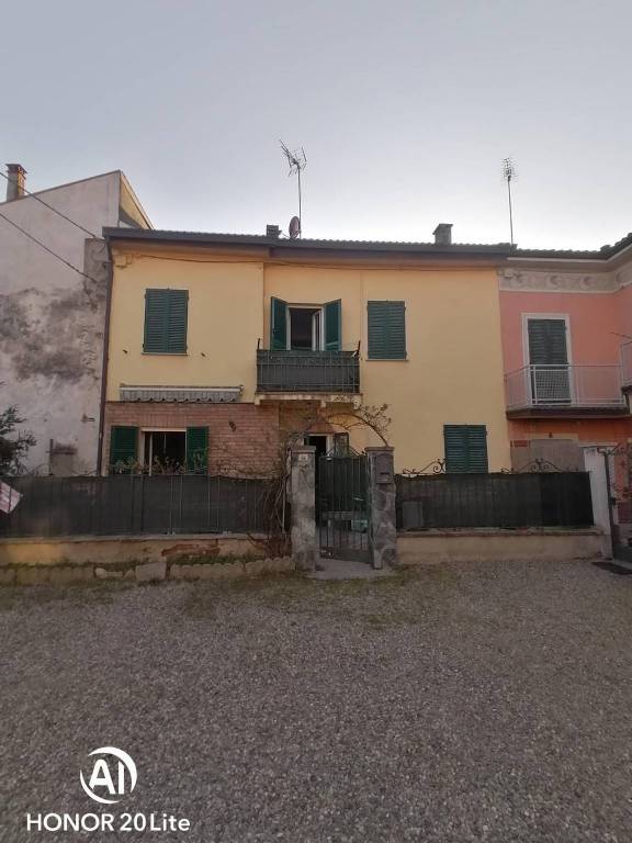 casa indipendente in vendita a Frugarolo