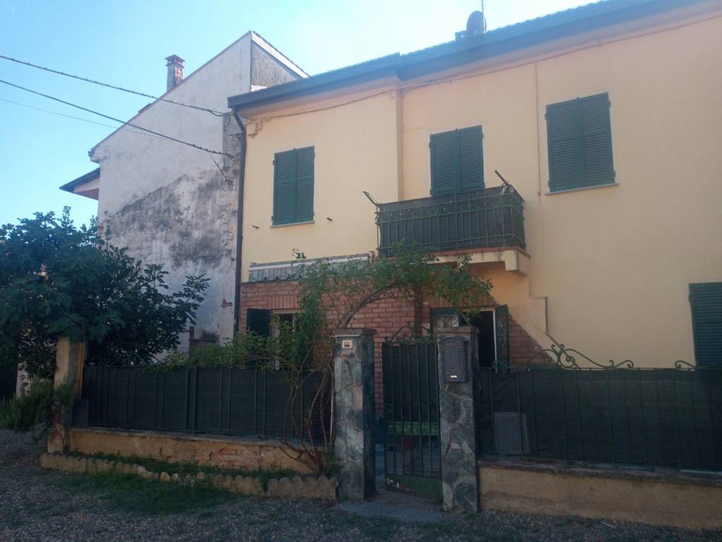 casa indipendente in vendita a Frugarolo