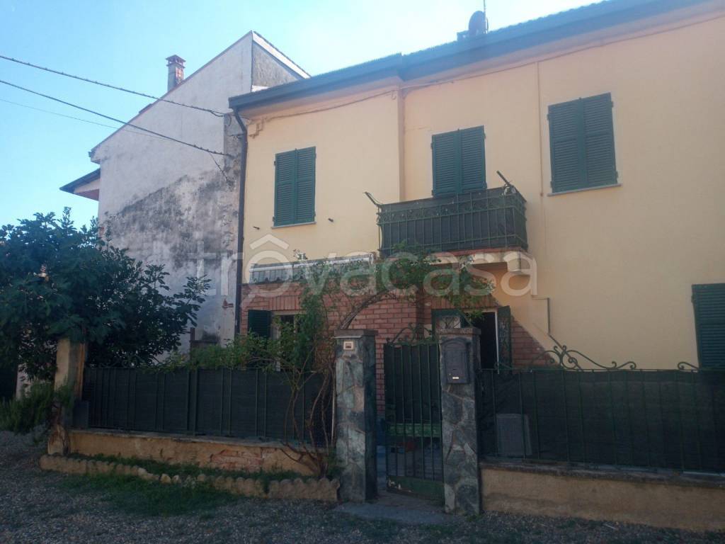 casa indipendente in vendita a Frugarolo