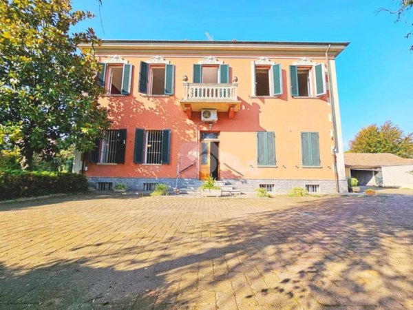 casa indipendente in vendita a Frugarolo