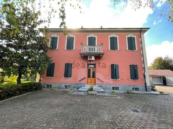 casa indipendente in vendita a Frugarolo