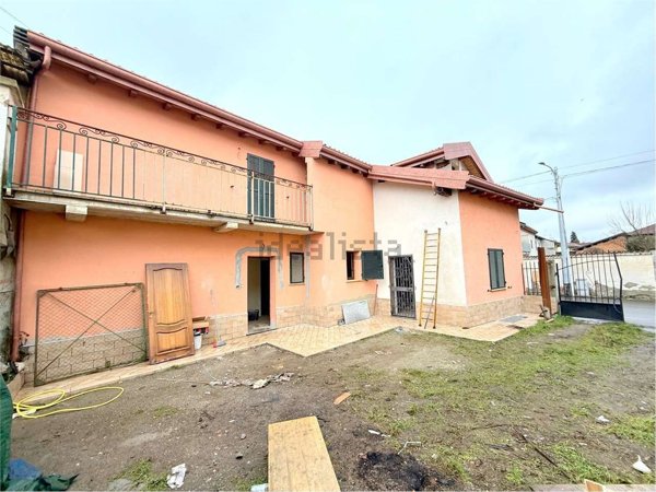 casa indipendente in vendita a Frugarolo