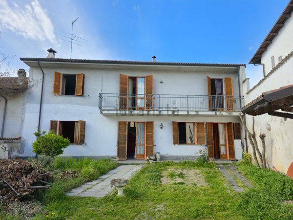 casa indipendente in vendita a Frugarolo