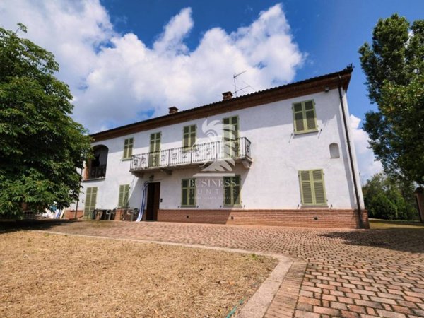 esavano in vendita a Fubine Monferrato