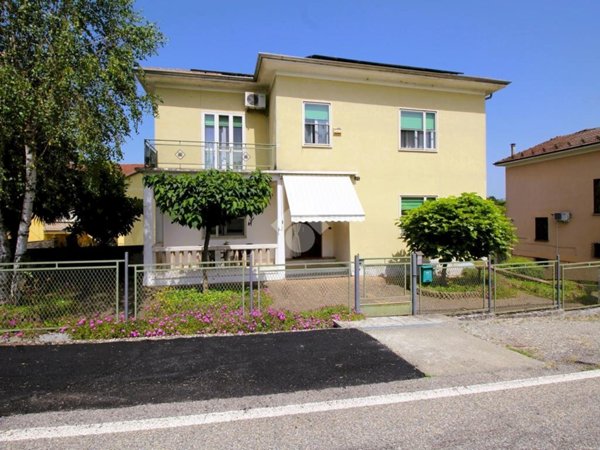 casa indipendente in vendita a Gabiano