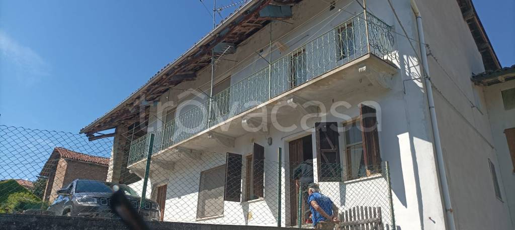 casa indipendente in vendita a Gabiano in zona Sessana