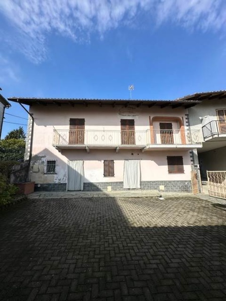 locale di sgombero in vendita a Gabiano in zona Varengo