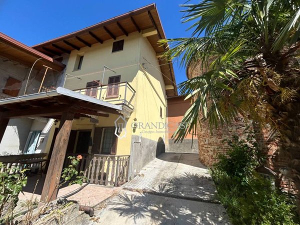 casa indipendente in vendita a Gabiano in zona Sessana