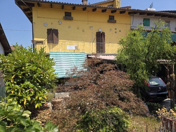 casa indipendente in vendita a Gabiano in zona Sessana