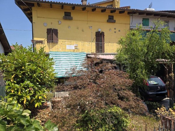 casa indipendente in vendita a Gabiano in zona Sessana