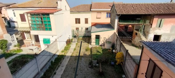 casa indipendente in vendita a Gamalero