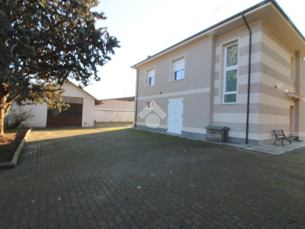 casa indipendente in vendita a Gamalero