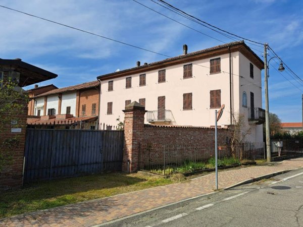 casa indipendente in vendita a Gamalero
