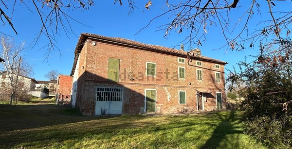 casale in vendita a Gamalero