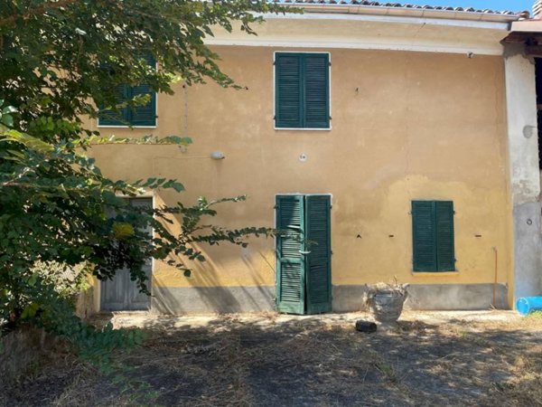 casale in vendita a Gamalero