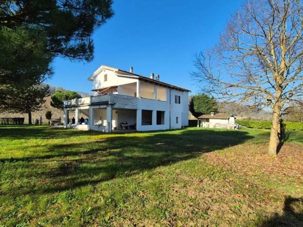 casa indipendente in vendita a Garbagna