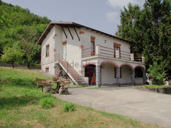 casa indipendente in vendita a Garbagna