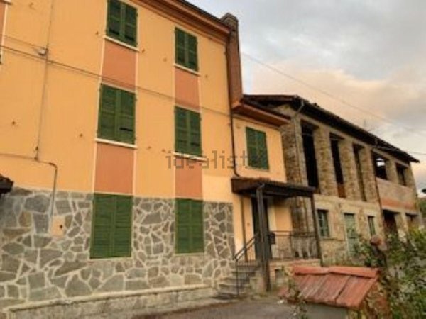 casa semindipendente in vendita a Garbagna