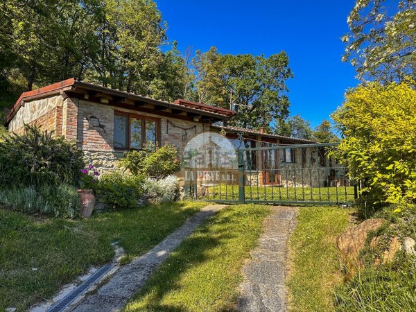 casa indipendente in vendita a Garbagna