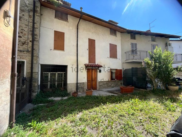 casa indipendente in vendita a Garbagna