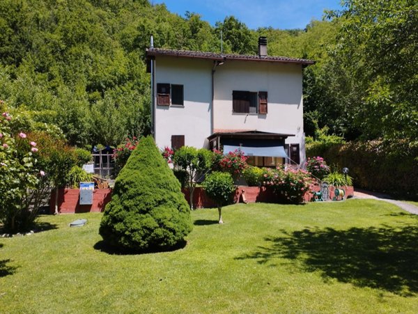 casa indipendente in vendita a Garbagna