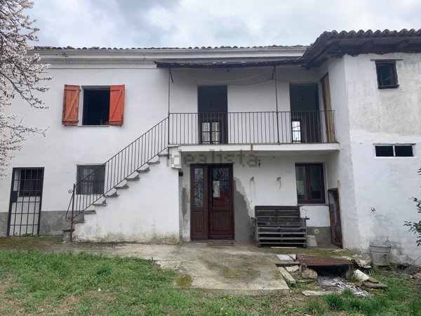 casa indipendente in vendita a Garbagna