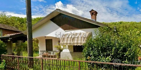 casa indipendente in vendita a Garbagna