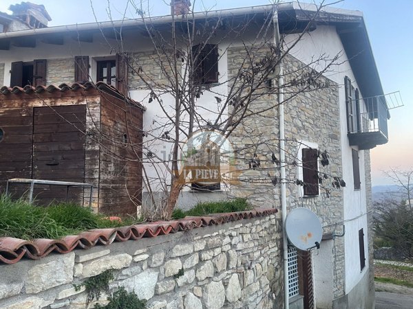 casa indipendente in vendita a Garbagna