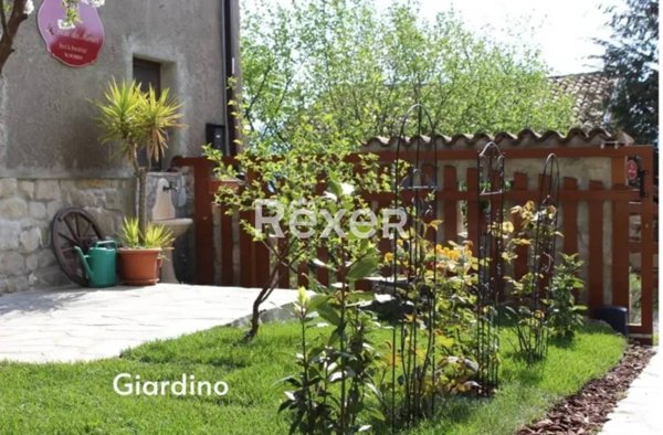 casa indipendente in vendita a Garbagna