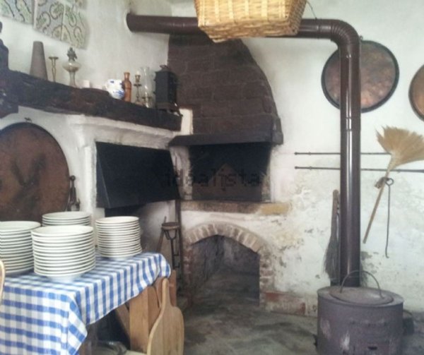 casa indipendente in vendita a Gavi
