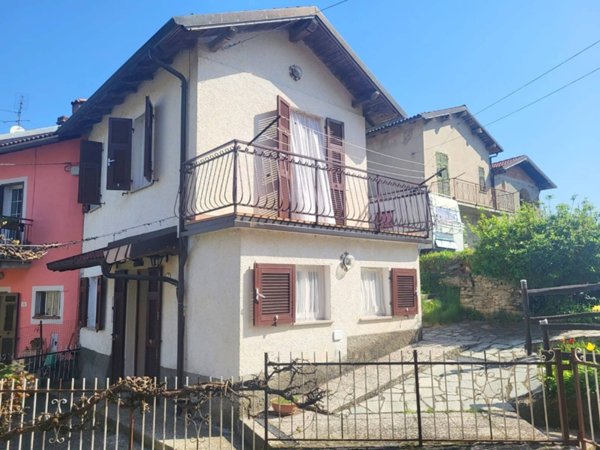casa indipendente in vendita a Gavi