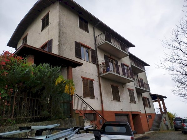 attico in vendita a Gavi