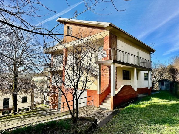 casa indipendente in vendita a Gavi