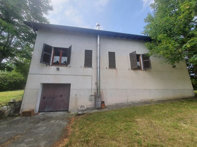 casa indipendente in vendita a Gavi