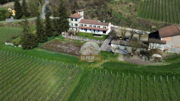 casa indipendente in vendita a Gavi